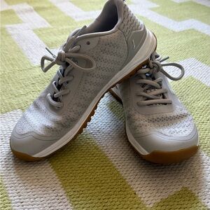 8 Born Primitive Light Gray Athletic Shoes
